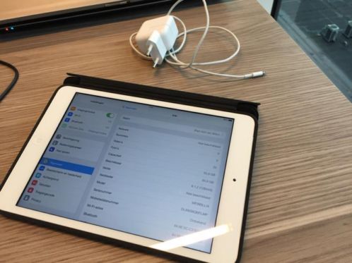 Ipad mini 2 retina 3G 4G Wifi 64GB Wit als nieuw