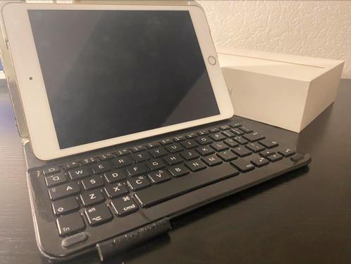 iPad Mini 3 met Wireless Bluetooth keyboard