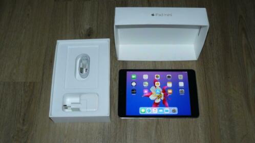 ipad mini 4 - 16 gb......zwarte nieuwstaat....kompleet