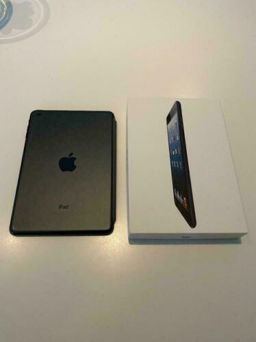 iPad mini, 64GB zwart WI-FI  hoesje