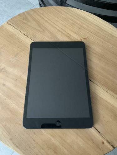 iPad mini (model A1432) 16 GB