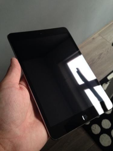 iPad Mini Retina 16gb Grey, 3wkn oud incl doos