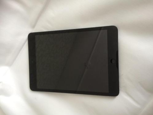 Ipad Mini Space Gray 16GB Wifi met hoes en toetsenbord