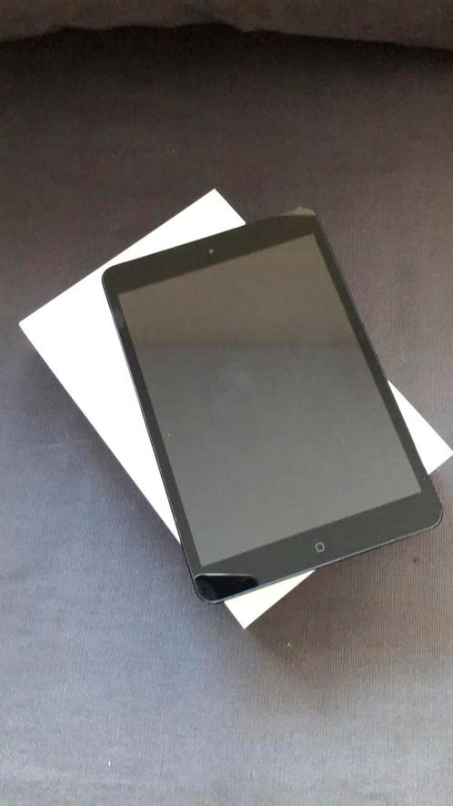 iPad mini Wi-Fi 16GB black - Model A1432