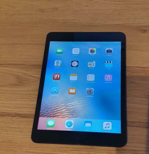 iPad mini zwart 16GB (Model MD528NFA)