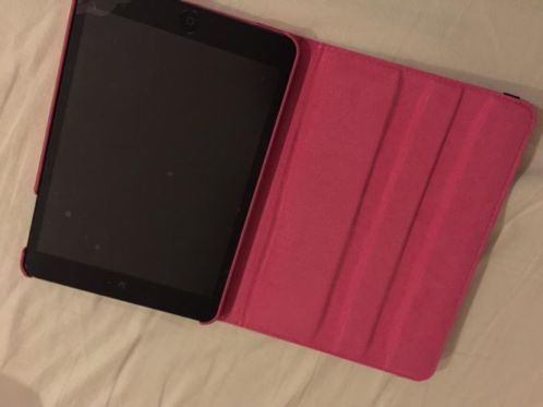 iPad mini zwart 16gb roze cover ZGAN incl doos