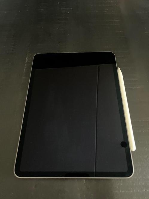 iPad Pro  11inch  2nd Gen  256 GB  Pencil