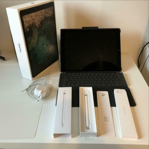 iPad Pro 12,9 inch 2e generatie (2017) 64 GB met accessoires