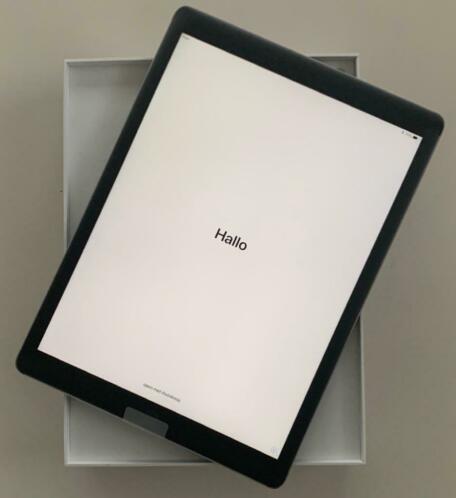 iPad Pro 12.9in (Early 2017)
