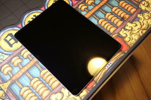 iPad Pro 2020 12.9inch with Logitech Slim Folio Pro case