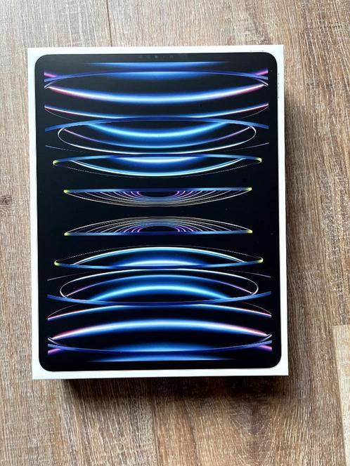 iPad Pro (2022) 12.9quot (M2,16gb ram, 2TB) (SEALED)