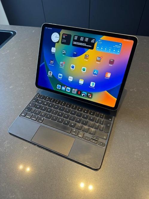 iPad Pro 4e Generatie M2 128Gb inclusief Magic Keyboard
