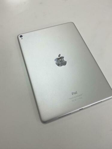 iPad Pro 9.7 32GB WiFi Silver als nieuw, 6 maanden garantie
