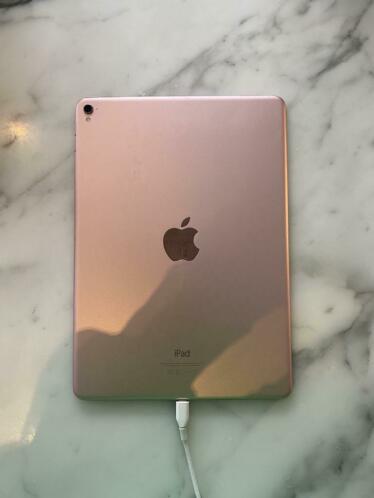 iPad Pro 9.7-inch Wi-Fi 128 GB Rose Gold