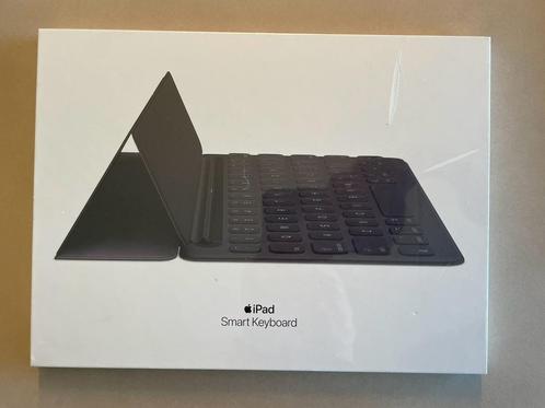 iPad Smart Keyboard NEW