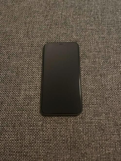 iPhone 11 64 GB