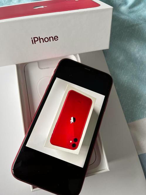 iPhone 11 64 GB Red in zeer goede staat