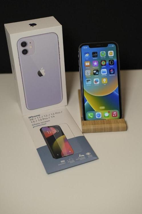 iPhone 11 64GB Purple - Onbeschadigde zijkant en achterkant