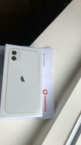 Iphone 11 64gb wit nieuw in seal met bon