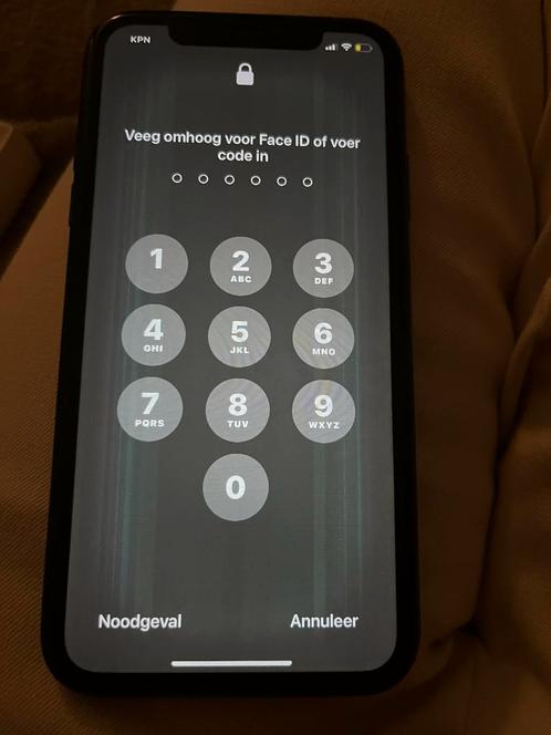 iPhone 11 met schade