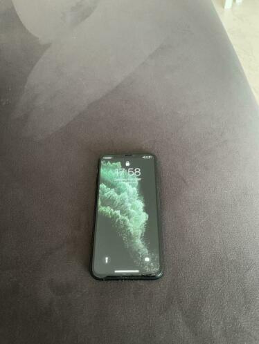 iPhone 11 Pro 64 gb midnight green