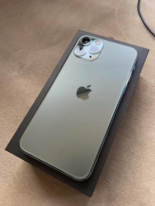 iPhone 11 pro green