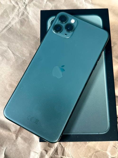 iPhone 11 pro max 256 GB groen, bijna Geen gebruikssporen 