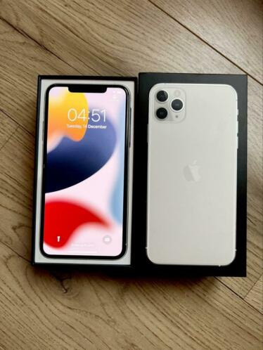 iPhone 11 Pro MAX 256GB silver - full box  leather case