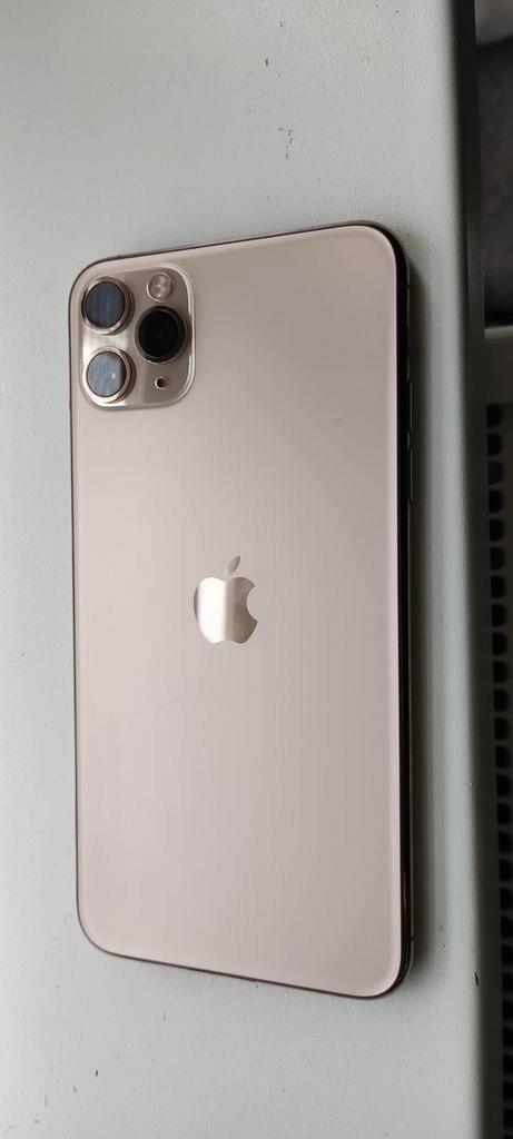 iPhone 11 promax 256 GB Gold