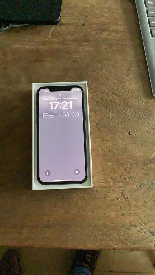 Iphone 12 ( 64GB) in nieuwstaat 