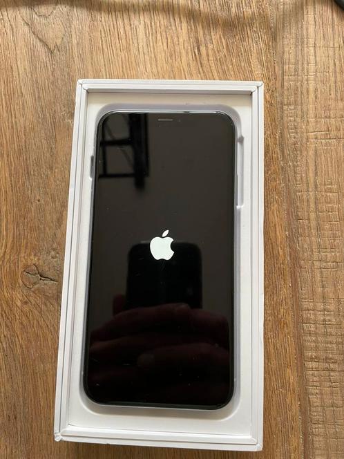 IPhone 12 64GB Paars