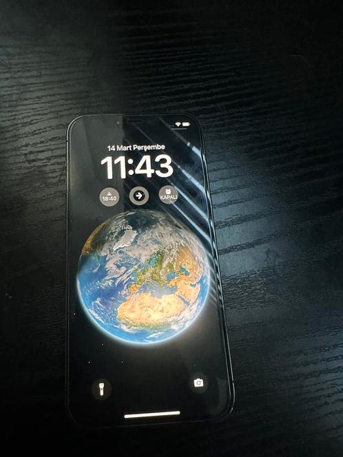 Iphone 12 Pro in topstaat en werkt uitstekend