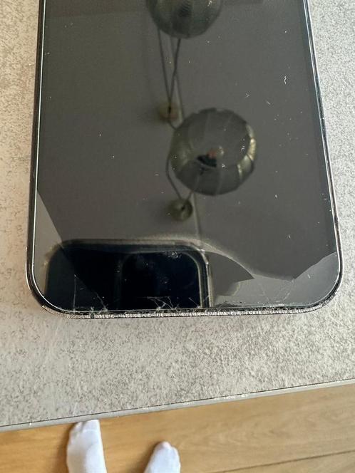 Iphone 12 pro Max 128GB beschadigd.