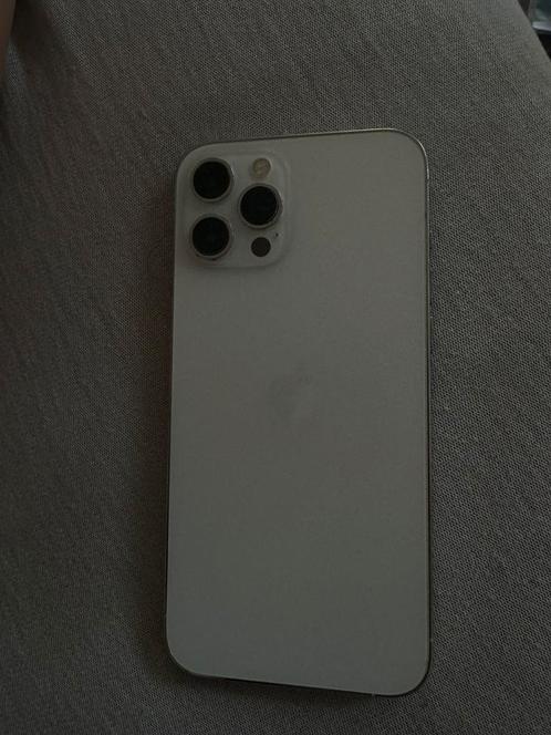 iPhone 12 Pro Max alleen scherm beetje beschadigd