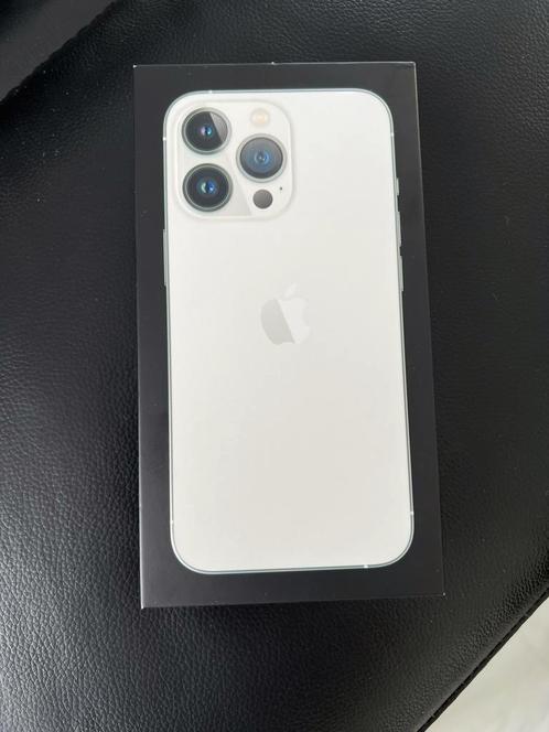 iPhone 13 Pro Max 256gb Silver Nieuw Geseald  Jaar Garantie