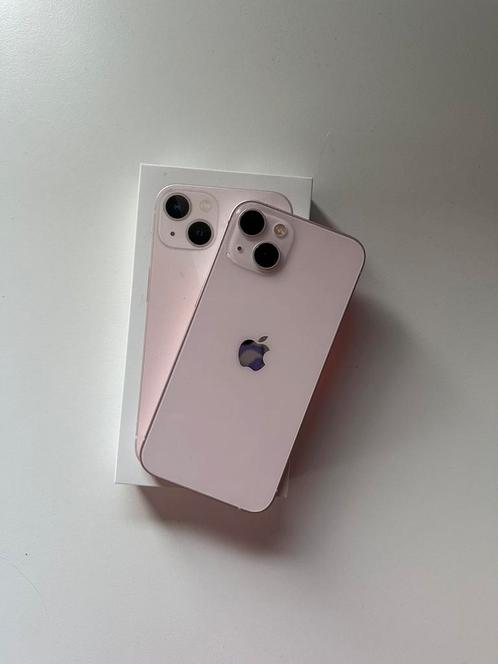 iPhone 13, roze
