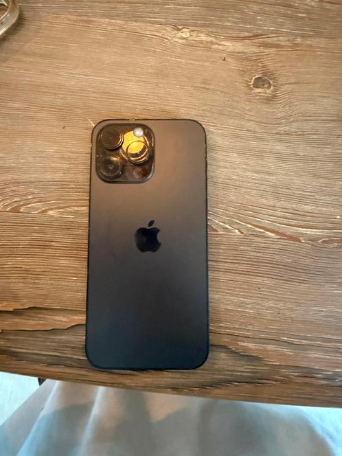 iPhone 14 Pro Max, kleine krasjes 77