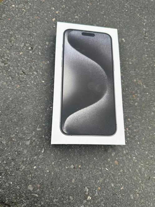 iPhone 15 Pro Max 256 GB Black Titanium Geseald.