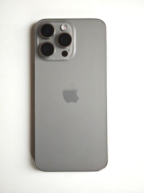 iPhone 15 Pro Max 512GB,  AppleCare, 2 cases