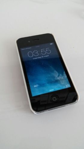 iPhone 4S 16 gb zwart incl oplader en hoesje