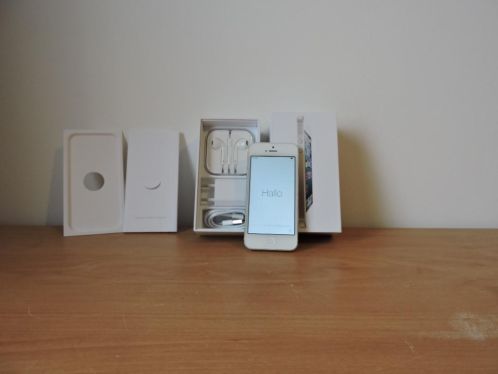 iPhone 5 16GB White  Met Doos  (NieuwstaatGarantie) 