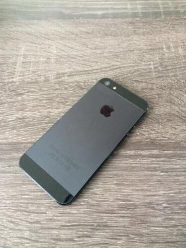 iPhone 5 16GB Zwart in nieuwstaat en met toebehoren