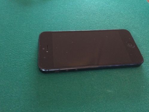 iPhone 5, 32 Gb, zwart, met bumper