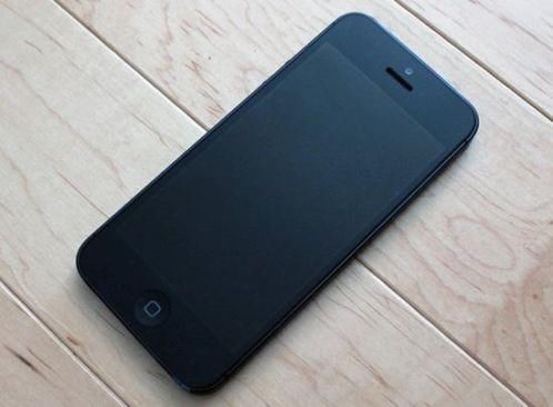 Iphone 5 zwart 16Gb  1MND Garantie(inruil mogelijk)