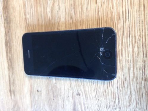 IPhone 5s met beschadigd scherm 