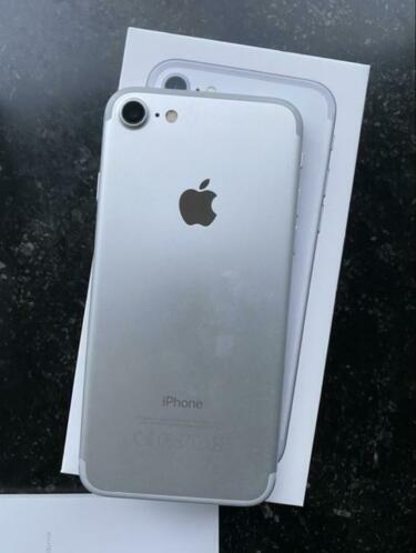 iPhone 7 128GB silver