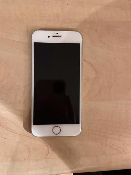 iPhone 8