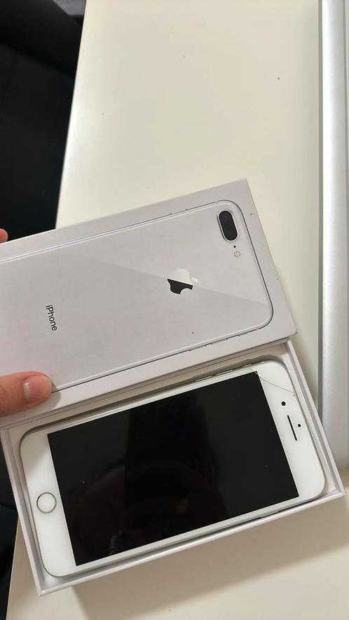 iPhone 8 Plus Silver, 64 GB werkend met aankoopbon