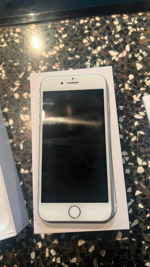 iPhone 8 Silver 64gb