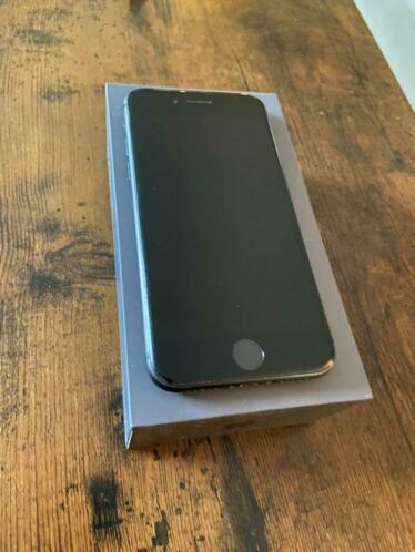 iPhone 8 Space Gray (64GB)